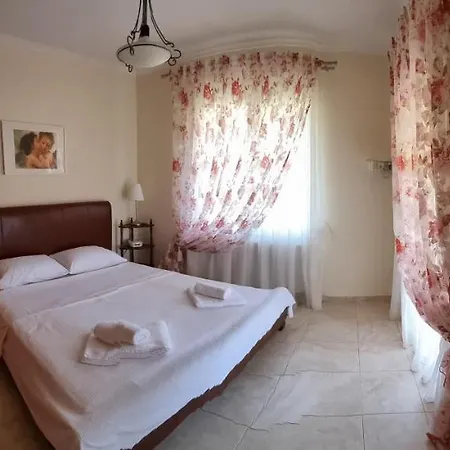 بيت للعطل Smaragda Sea View Karianí