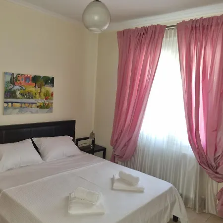 بيت للعطل Smaragda Sea View Karianí