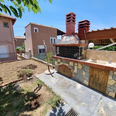 بيت للعطل Smaragda Sea View Karianí