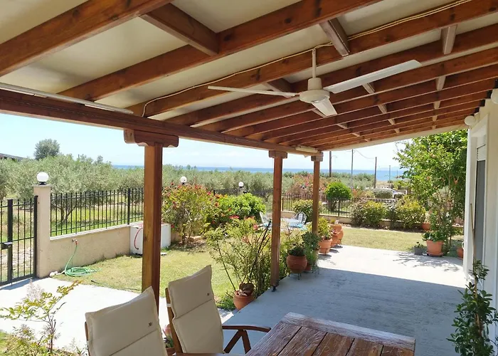 Smaragda Sea View Holiday home *