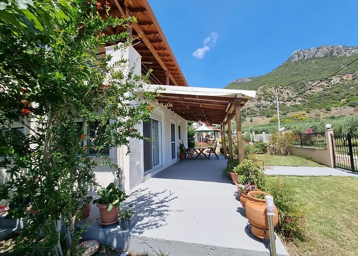 Smaragda Sea View Casa vacanze Karianí